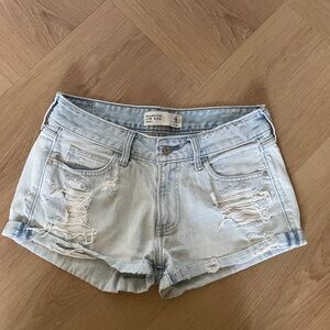 Abercrombie & Fitch Low Rise Jean Shorts